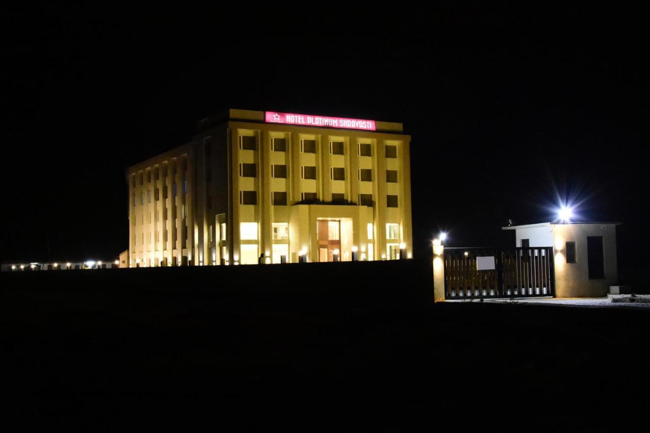 Hotel Platinum Shravasti Katra  Luaran gambar
