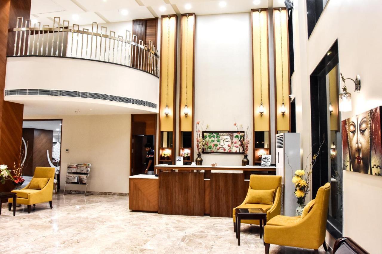 Hotel Platinum Shravasti Katra  Luaran gambar