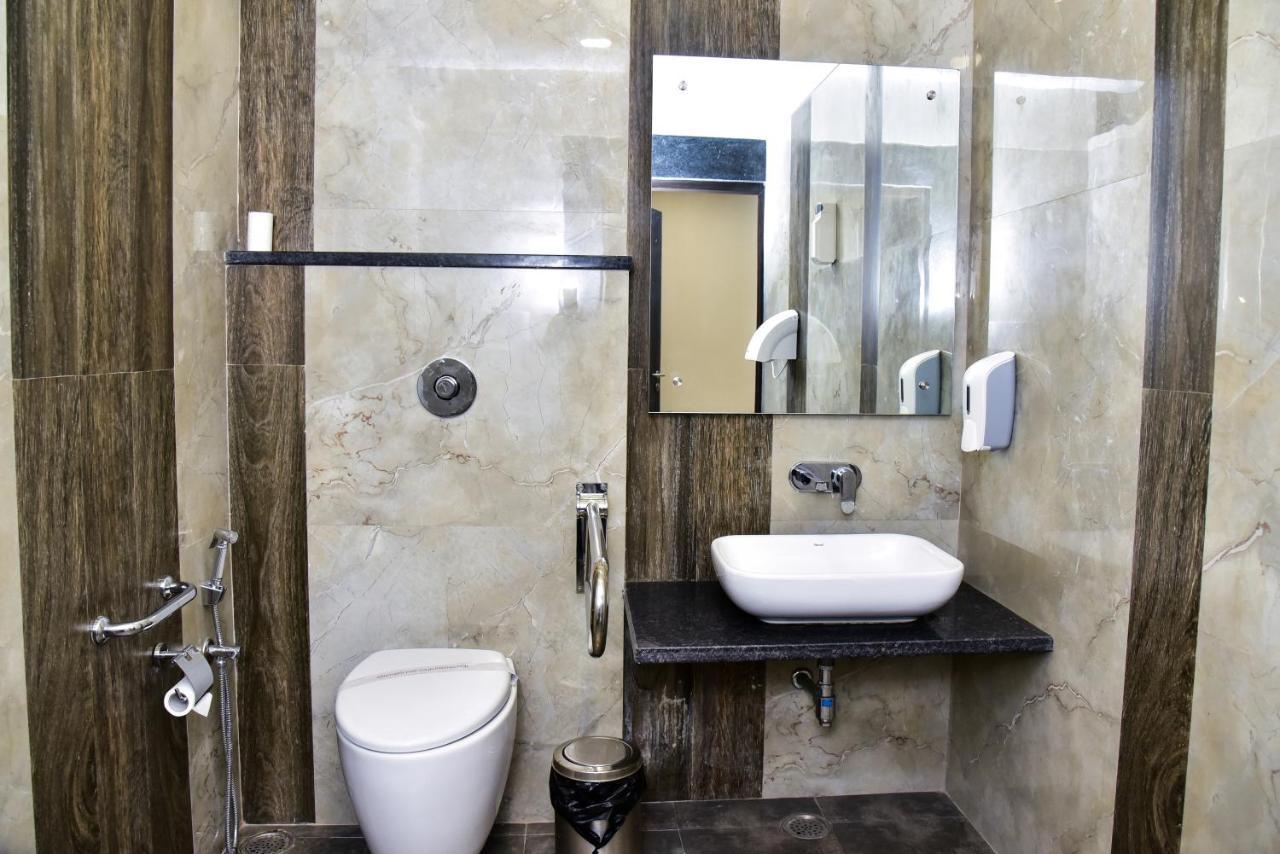 Hotel Platinum Shravasti Katra  Luaran gambar