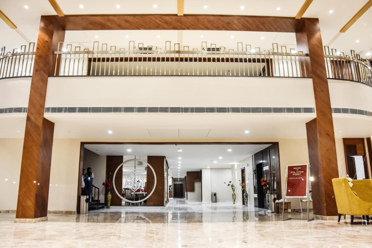 Hotel Platinum Shravasti Katra  Luaran gambar