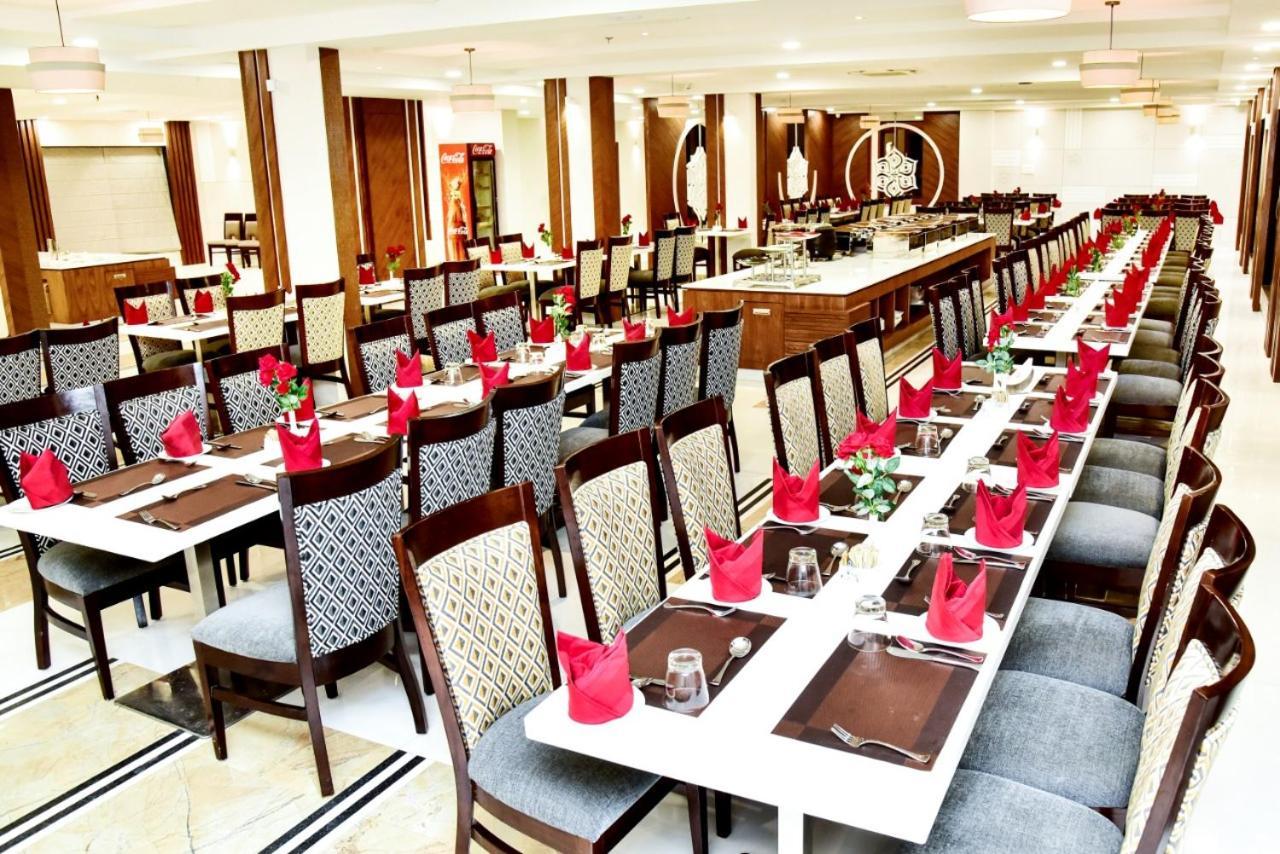 Hotel Platinum Shravasti Katra  Luaran gambar